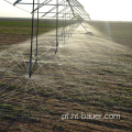 Grandes sistemas de irrigação de pivô de centro de gramado